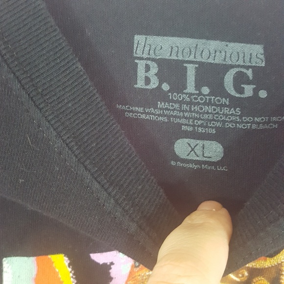 Notorious B.I.G. Crop Tee - Picture 3 of 5